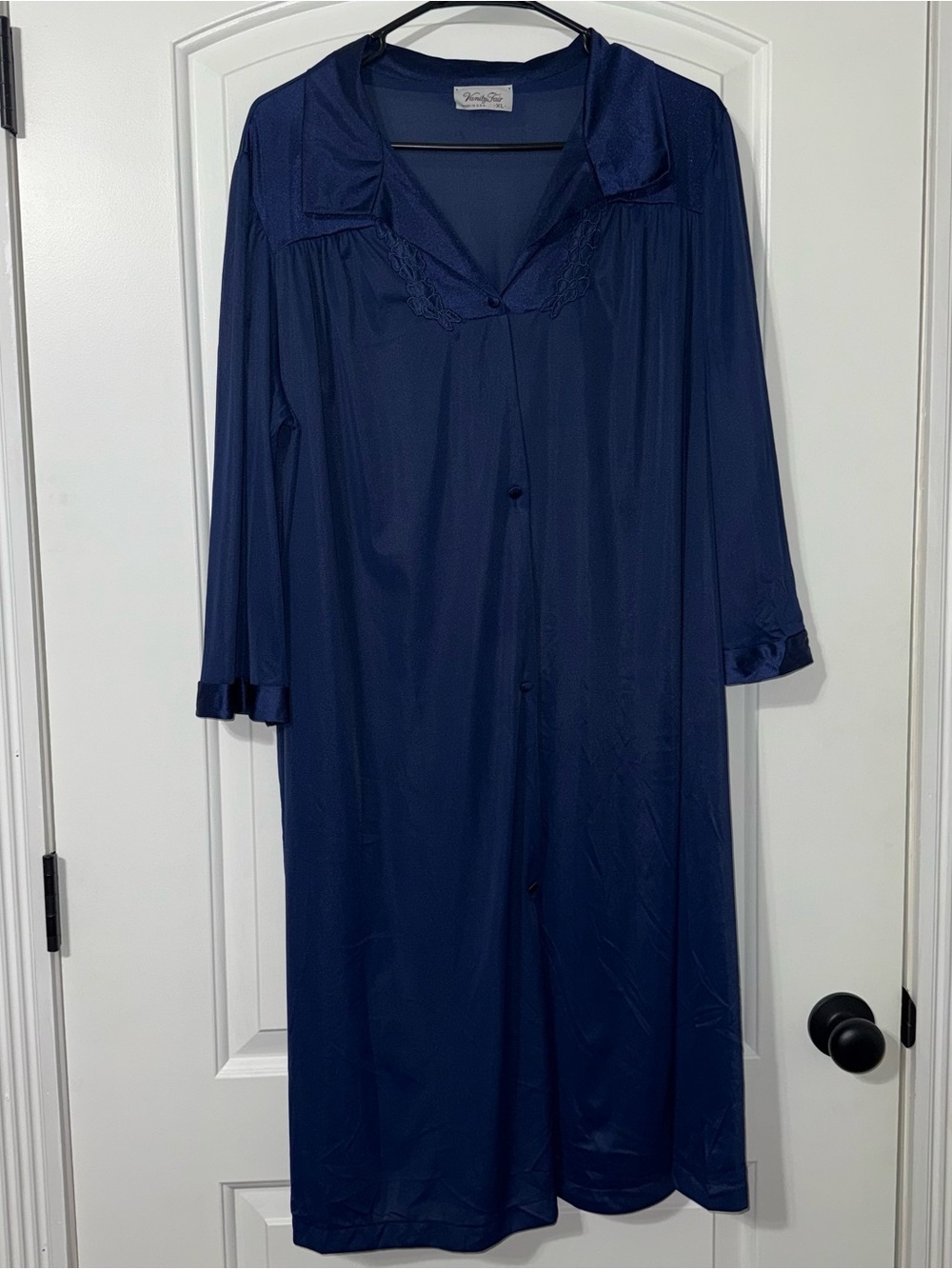Vintage Vanity Fair Navy Blue Night Gown Women’s Size XL Button Front Pockets